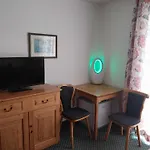 Privat-zimmer In Am Pfahl Hotel apartamentowy